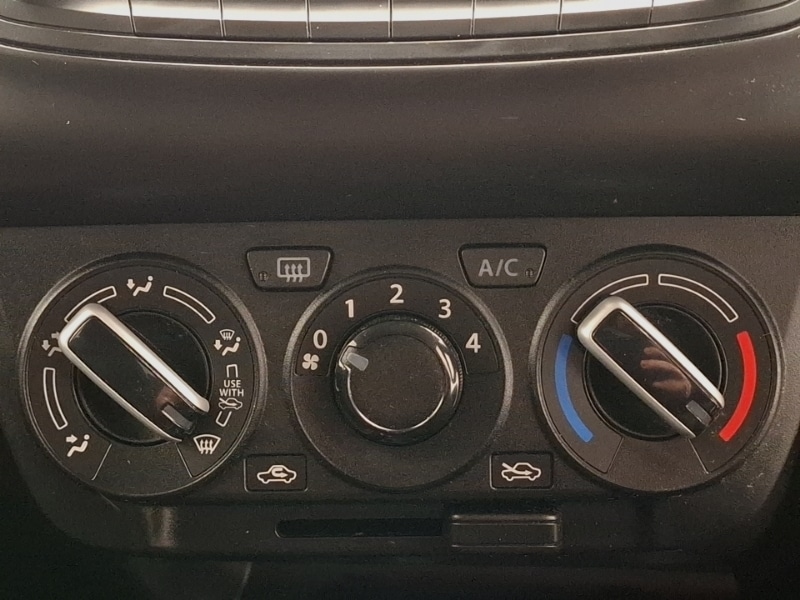 Used Suzuki Swift 2018 for sale - 76999994: Photo 15