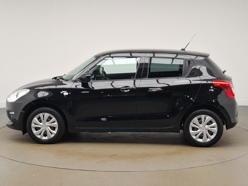 Used Suzuki Swift 2018 for sale - 76999994: Photo 4