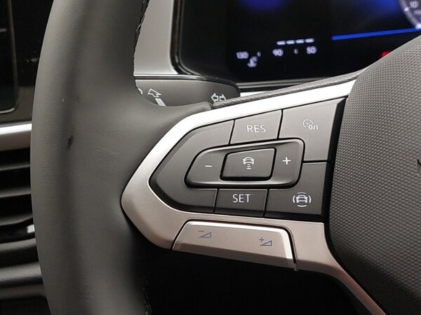 Used Volkswagen T-Roc 2025 for sale - 75500925: Photo 18