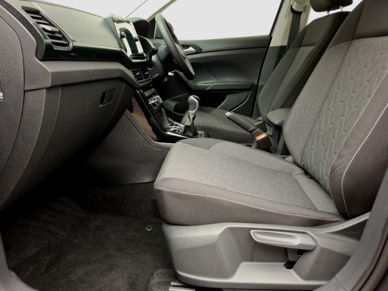 Used Volkswagen T-Cross 2025 for sale - 76795368: Photo 5