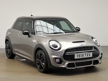 Used MINI Cooper 2019 for sale - 78670069: Photo
