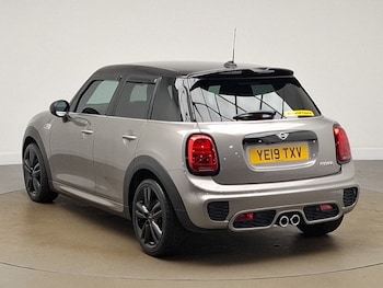 Used MINI Cooper 2019 for sale - 78670069: Photo