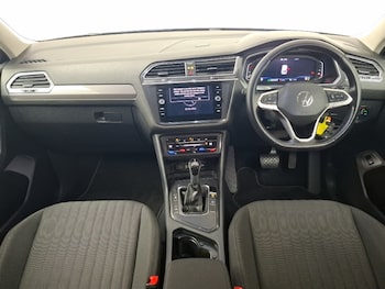 Used Volkswagen Tiguan Allspace 2021 for sale - 77500016: Photo