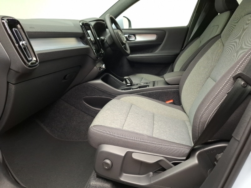 Used Volvo XC40 2025 for sale - 77709231: Photo 5