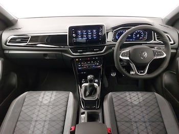 Used Volkswagen T-Roc 2025 for sale - 75921122: Photo