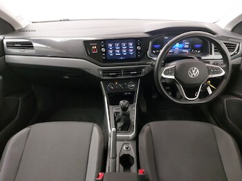Used Volkswagen Polo 2024 for sale - 77716756: Photo