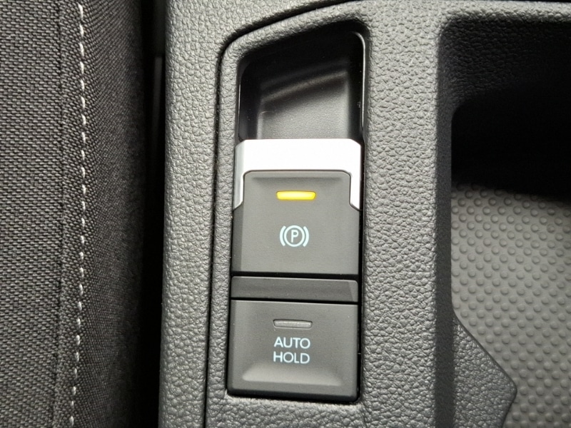 Used Volkswagen T-Roc 2025 for sale - 76795307: Photo 16