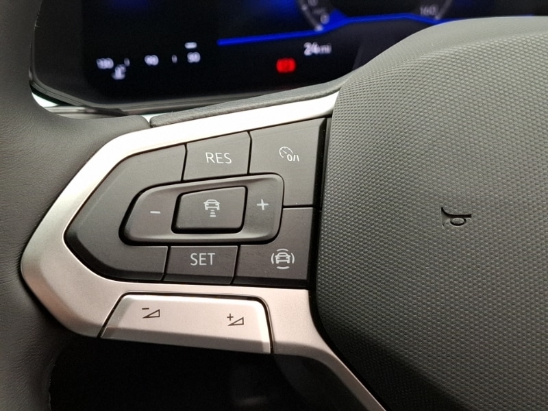 Used Volkswagen T-Roc 2025 for sale - 76795307: Photo 18