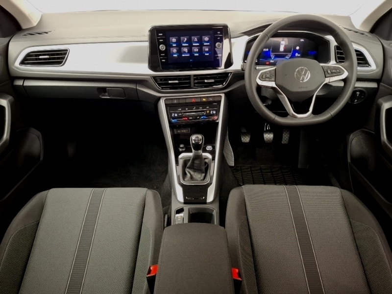 Used Volkswagen T-Roc 2025 for sale - 76795307: Photo 2