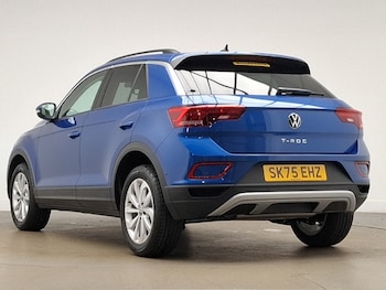 Used Volkswagen T-Roc 2025 for sale - 76795307: Photo