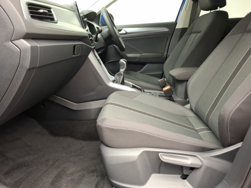 Used Volkswagen T-Roc 2025 for sale - 76795307: Photo 5