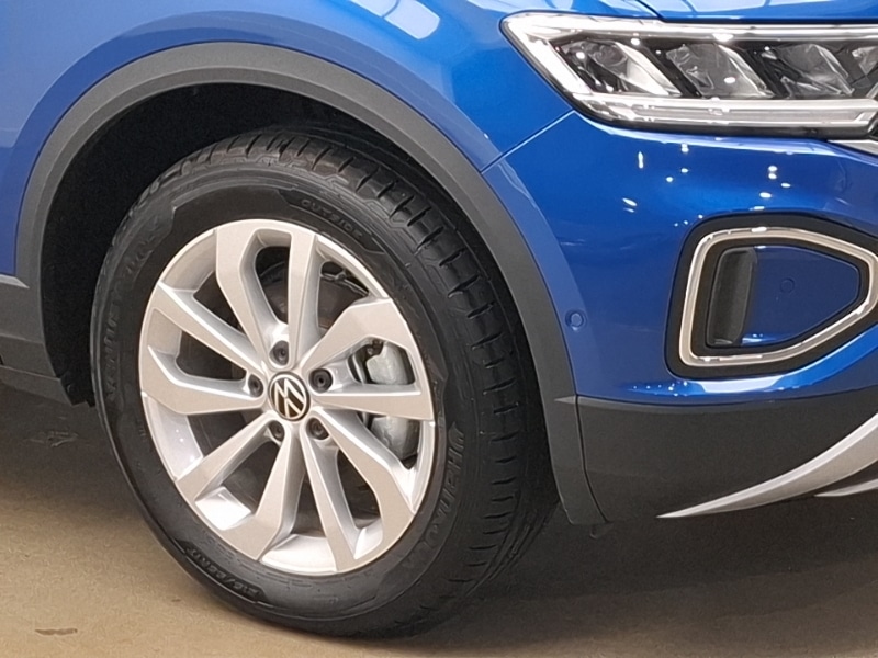 Used Volkswagen T-Roc 2025 for sale - 76795307: Photo 9