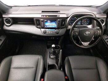 Used Toyota RAV4 2017 for sale - 77948022: Photo