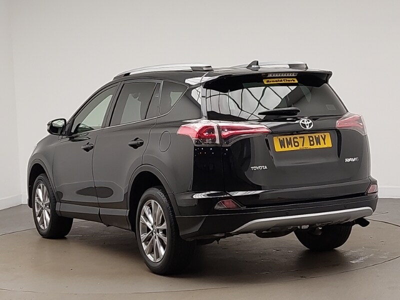 Used Toyota RAV4 2017 for sale - 77948022: Photo 3