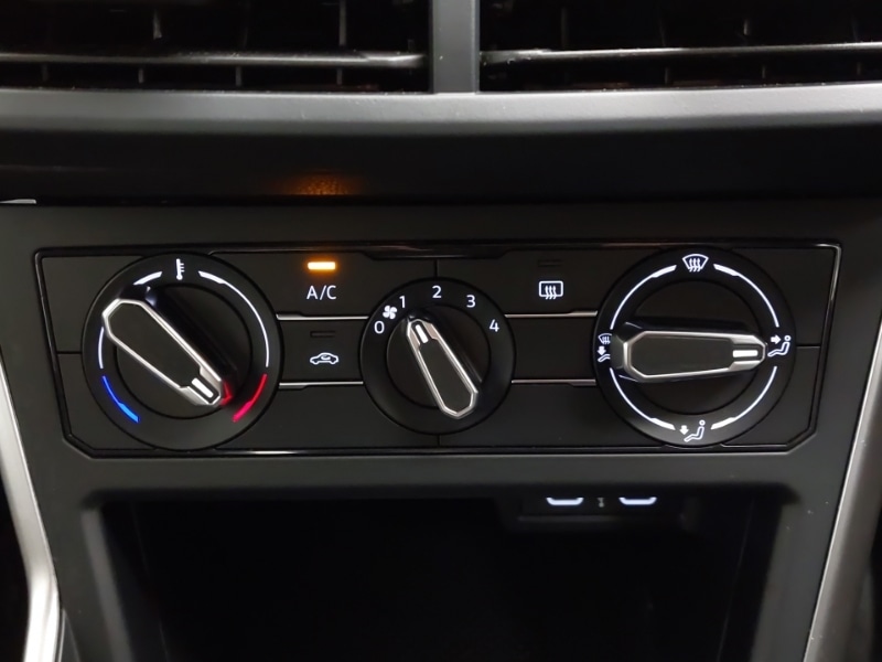 Used Volkswagen Polo 2023 for sale - 76354332: Photo 15