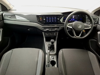 Used Volkswagen Polo 2025 for sale - 77400248: Photo