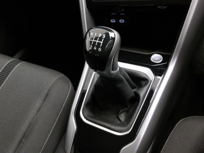 Used Volkswagen T-Roc 2025 for sale - 76478955: Photo 15