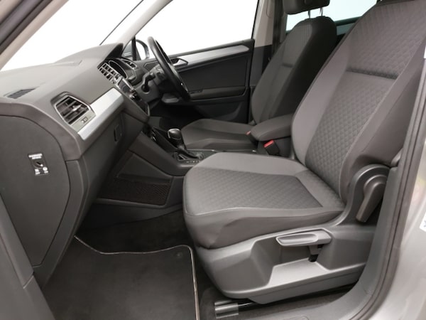 Used Volkswagen Tiguan 2020 for sale - 76208489: Photo 5