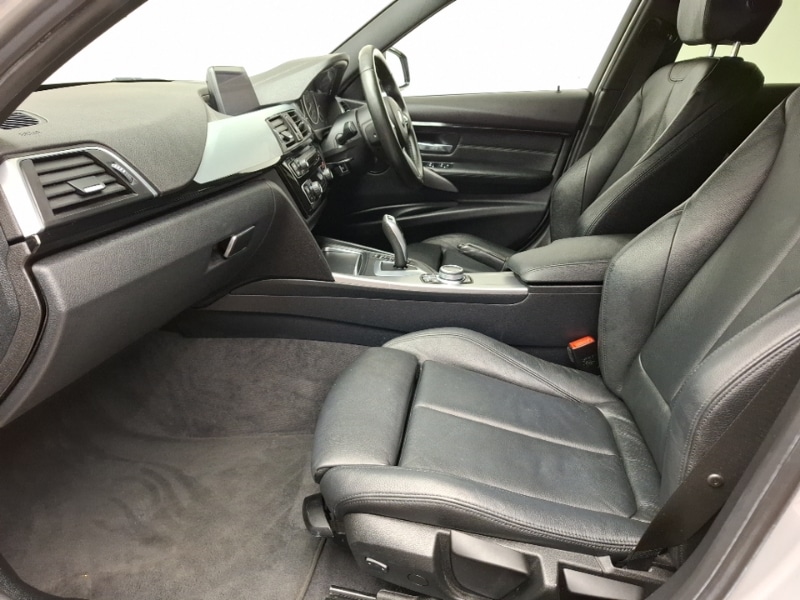 Used BMW 3 Series 2019 for sale - 77644932: Photo 5