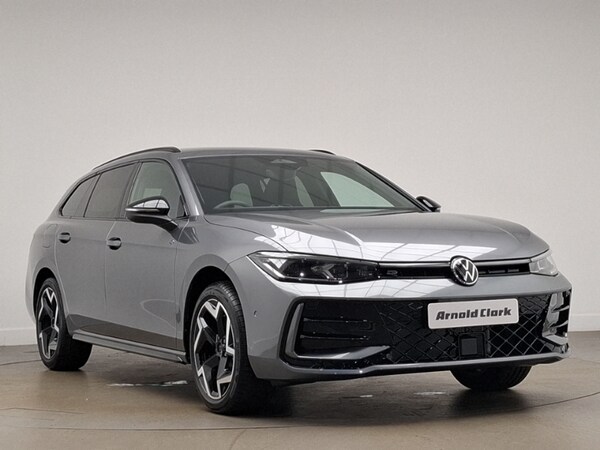Used Volkswagen Passat 2025 for sale - 75680575: Photo 1