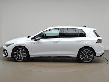 Used Volkswagen Golf 2025 for sale - 77969357: Photo