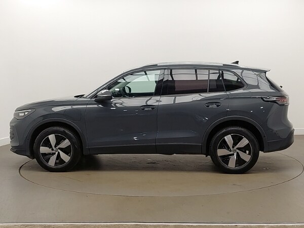 Used Volkswagen Tiguan 2024 for sale - 74259019: Photo 4