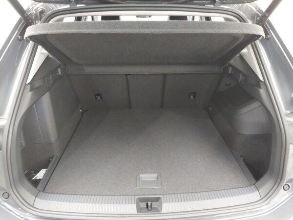 Used Volkswagen Tiguan 2024 for sale - 74259019: Photo 8