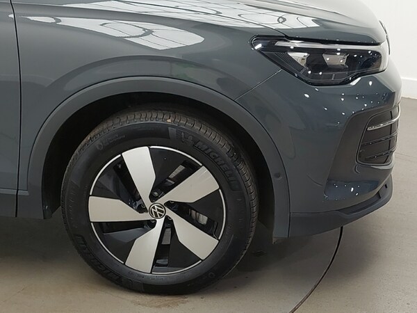 Used Volkswagen Tiguan 2024 for sale - 74259019: Photo 9