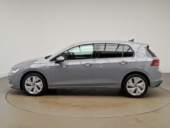 Used Volkswagen Golf 2024 for sale - 78634464: Photo