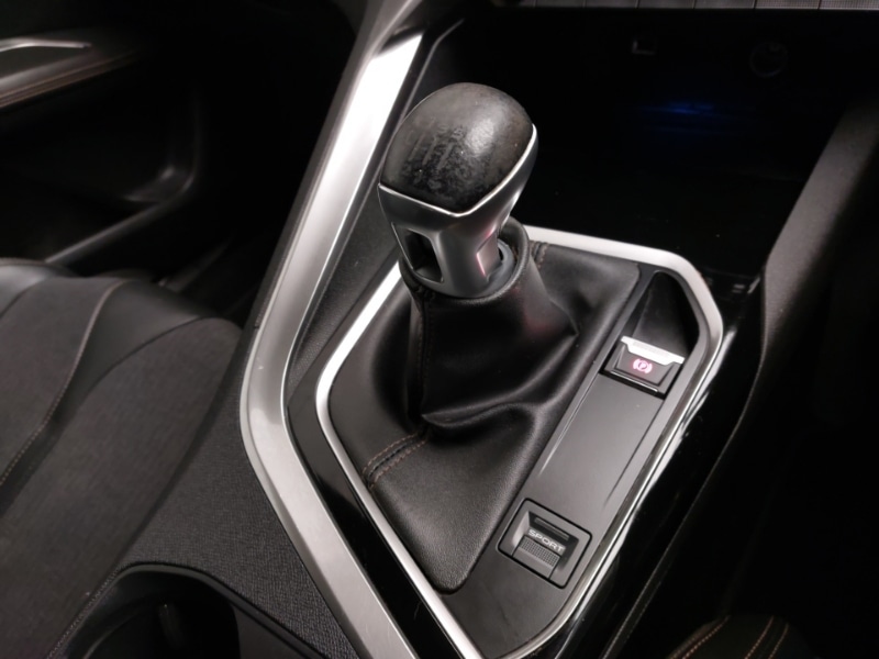 Used Peugeot 3008 2018 for sale - 77522546: Photo 15