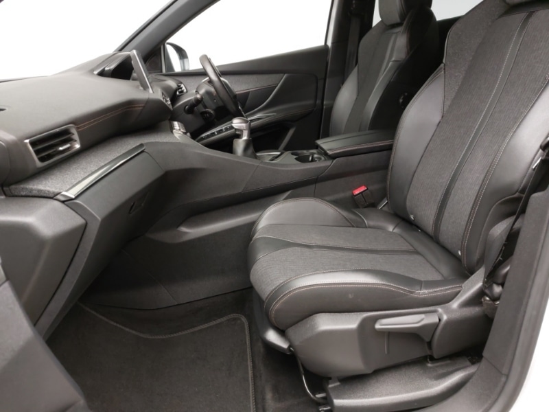 Used Peugeot 3008 2018 for sale - 77522546: Photo 5