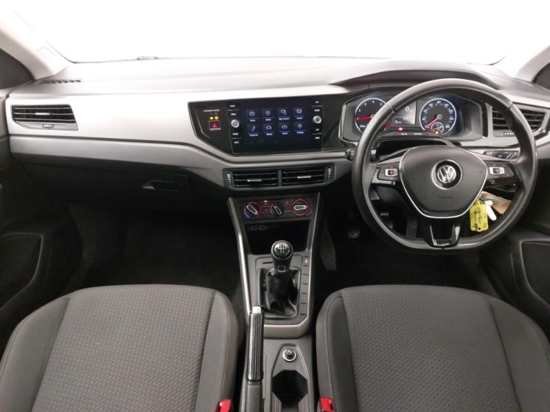 Used Volkswagen Polo 2018 for sale - 76437828: Photo 2