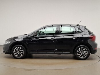 Used Volkswagen Polo 2023 for sale - 75971889: Photo