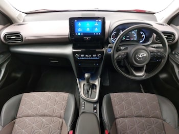 Used Toyota Yaris Cross 2023 for sale - 75731951: Photo
