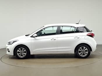 Used Hyundai i20 2019 for sale - 79618309: Photo