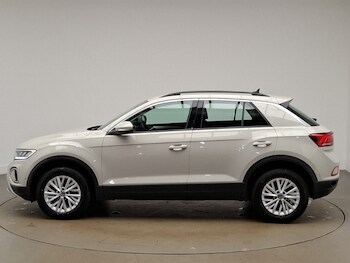 Used Volkswagen T-Roc 2023 for sale - 78559648: Photo