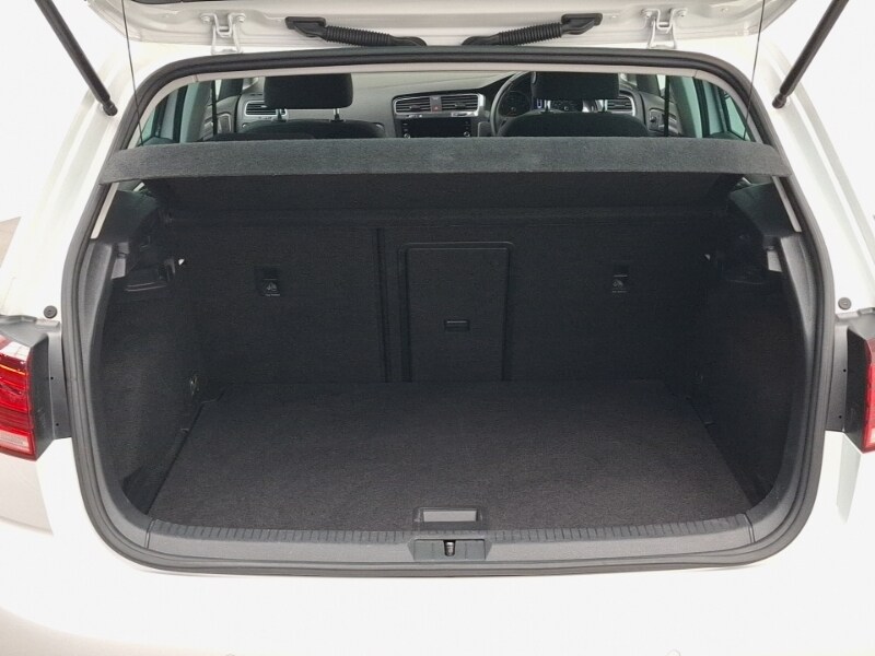 Used Volkswagen Golf 2019 for sale - 77183424: Photo 8