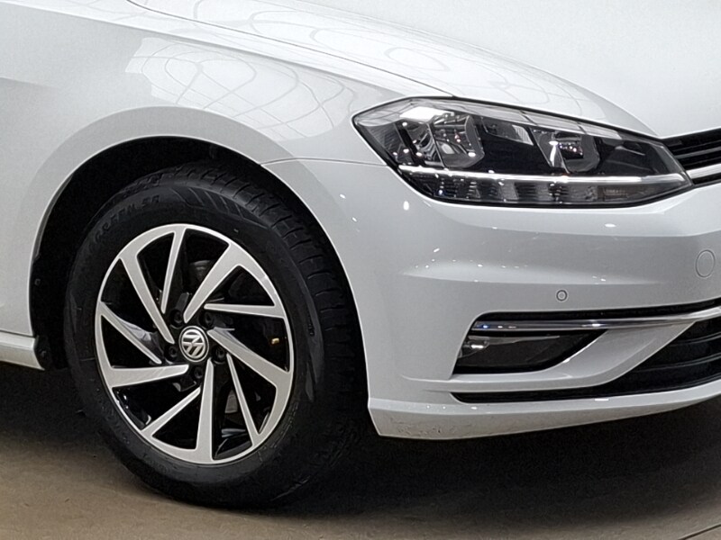 Used Volkswagen Golf 2019 for sale - 77183424: Photo 9