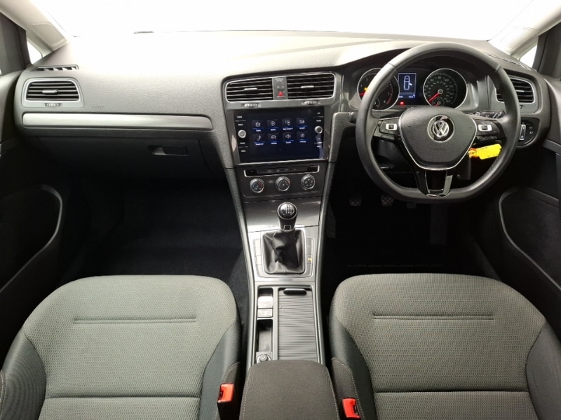 Used Volkswagen Golf 2018 for sale - 76493481: Photo 2