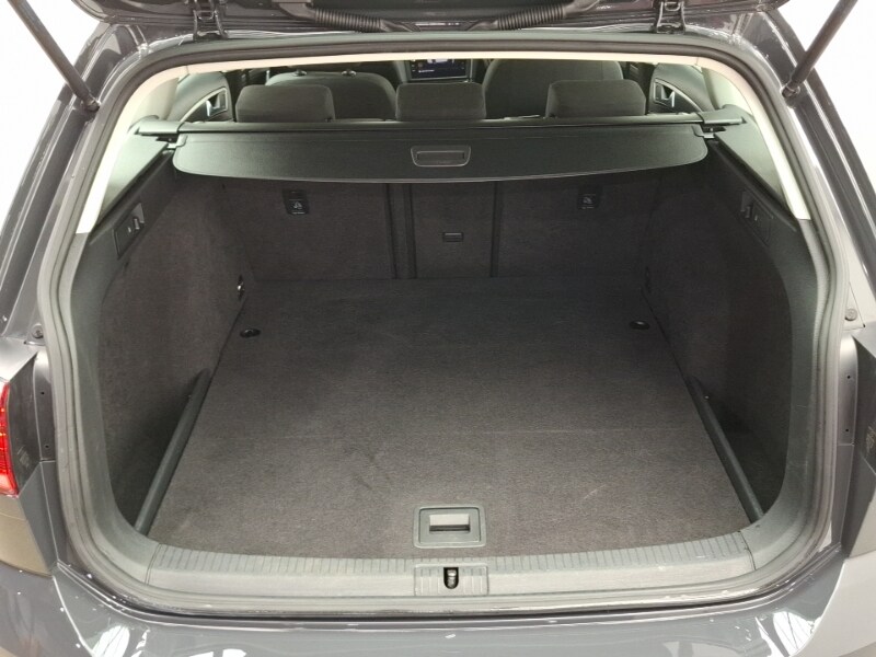 Used Volkswagen Golf 2018 for sale - 76493481: Photo 8