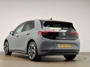 Used Volkswagen ID3 2024 for sale - 76165789: Photo