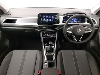 Used Volkswagen T-Roc 2025 for sale - 76795353: Photo