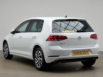 Used Volkswagen Golf 2019 for sale - 77343231: Photo