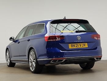 Used Volkswagen Passat 2021 for sale - 77141121: Photo