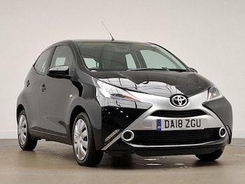 Used Toyota AYGO 2018 for sale - 76560633: Photo