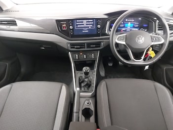 Used Volkswagen Polo 2024 for sale - 76188095: Photo 2