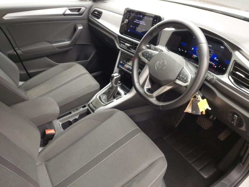 Used Volkswagen T-Roc 2023 for sale - 76475510: Photo 13