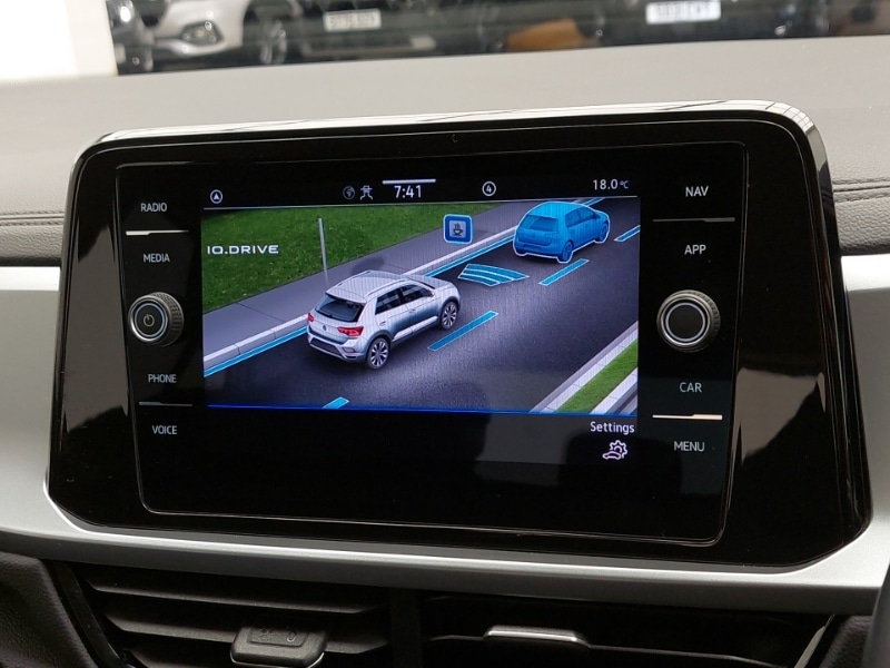 Used Volkswagen T-Roc 2023 for sale - 76475510: Photo 17