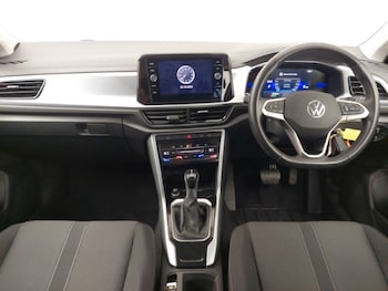 Used Volkswagen T-Roc 2023 for sale - 76475510: Photo