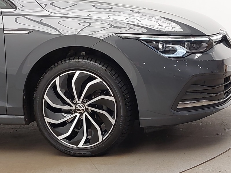 Used Volkswagen Golf 2023 for sale - 76822336: Photo 9